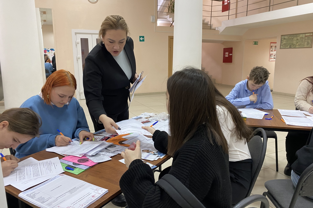 2022.12.12 профориентация Буденновск 1.jpg