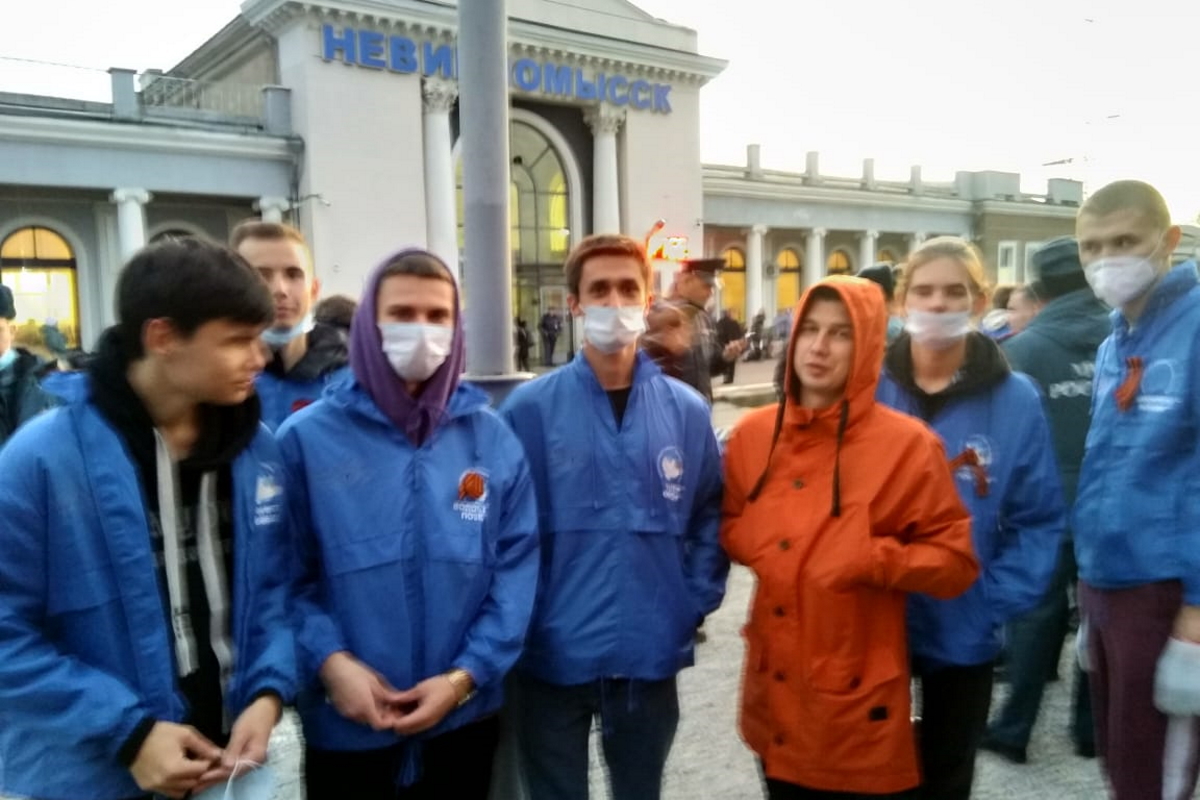 2022.11.21 волонтёры 1.jpg