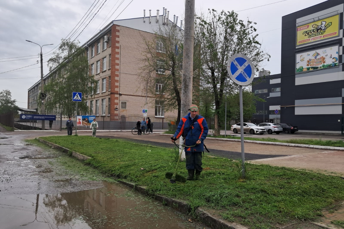 2025.04.28 субботник 1.jpg
