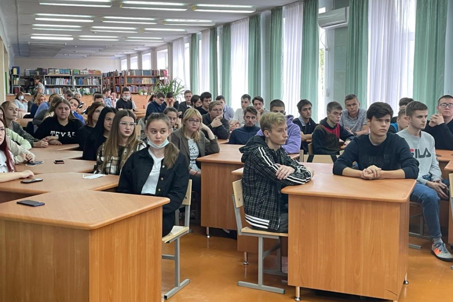 2021.09.16 встреча первокурсников с арнестом 2