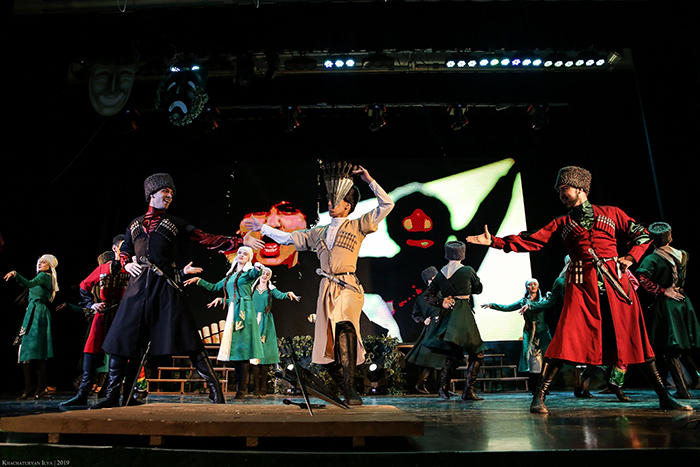 startoval-molodyozhnyj-festival-dom-druzhby-ncfu.ru-01