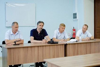 Представители АО «Невинномысская электросетевая компания» встретились с выпускниками-энергетиками НТИ СКФУ