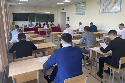 В НТИ СКФУ состоялся государственный экзамен у будущих механиков
